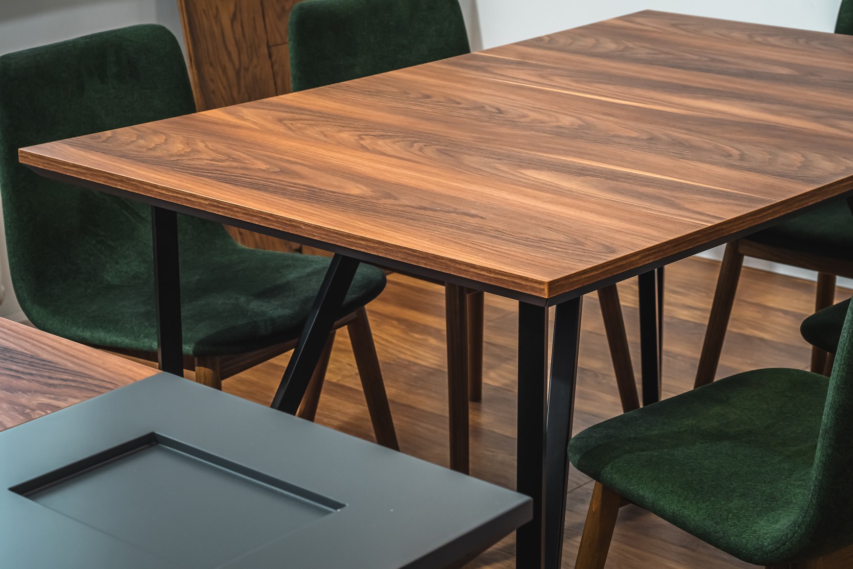 stół konferencyjny - meble biurowe